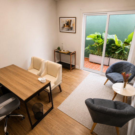 Sala Especialista 5 (Até 3 pessoas)